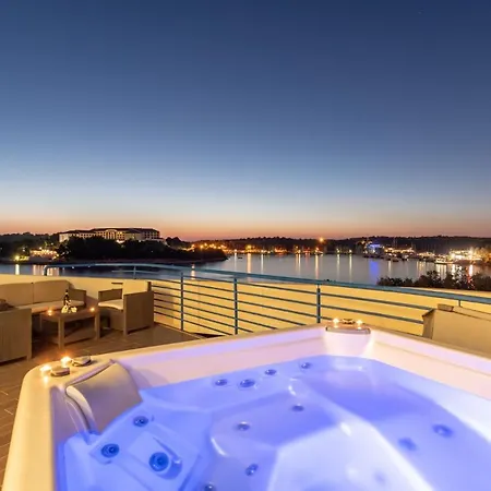 Villa Tina In Pula, Istrien Medulin
